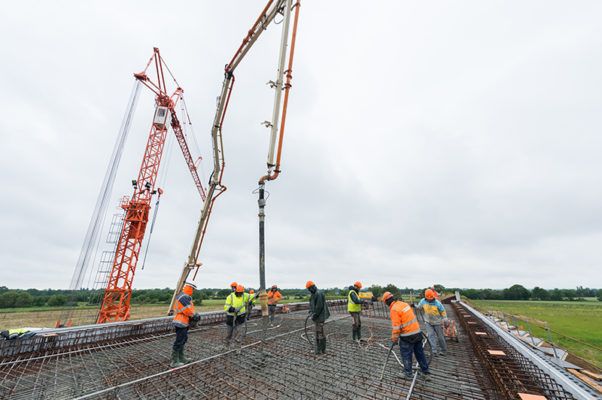 Coulage tablier de pont à l'aide d'une pompe à béton